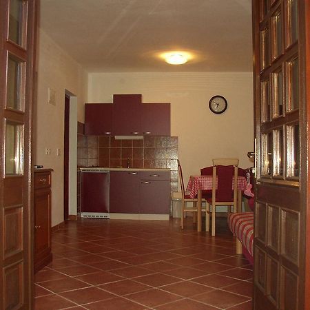 Apartments Jadranka PUY 외부 사진